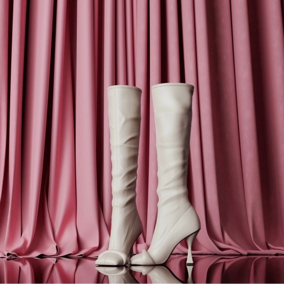 Hanifa Shoes - Hanifa Cream Heeled Boots (ZOE BOOT)